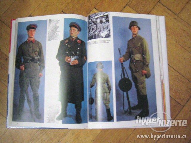 Prodám knihu Spojenečtí vojáci ve 2.sv.válce - foto 4