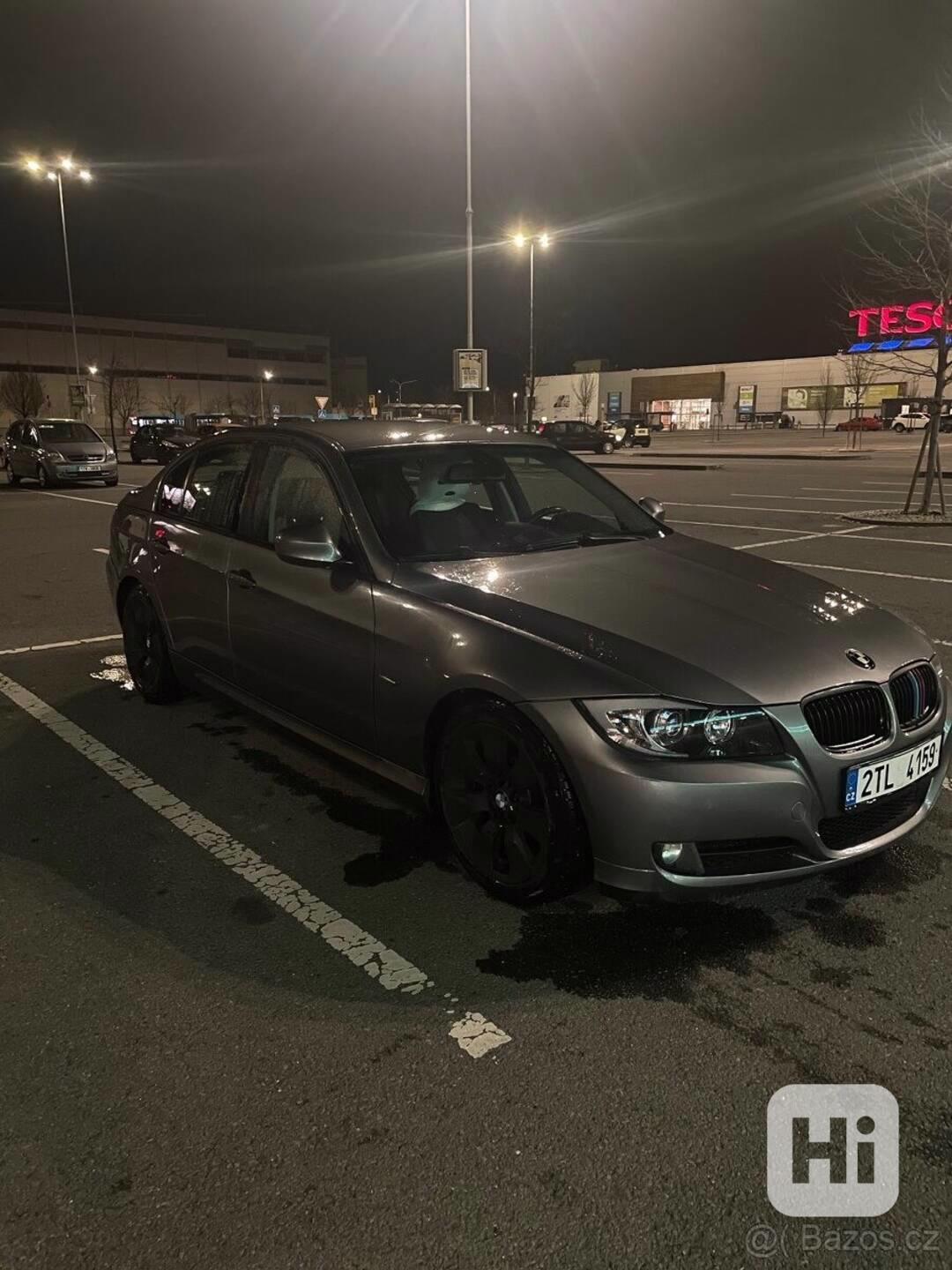 BMW Řada 3 2,0   E90 318d r.v. 2009 2,0 105kW - foto 1