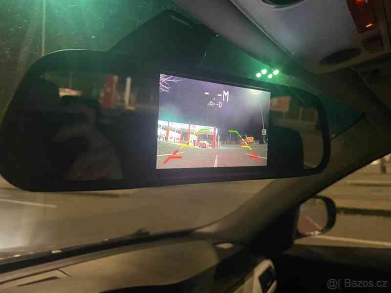 BMW Řada 3 2,0   E90 318d r.v. 2009 2,0 105kW - foto 18