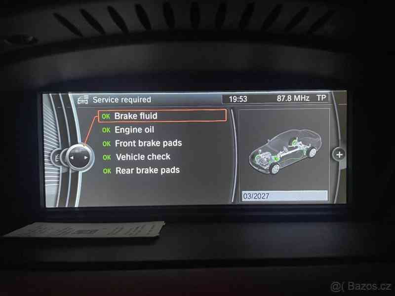 BMW Řada 3 2,0   E90 318d r.v. 2009 2,0 105kW - foto 16