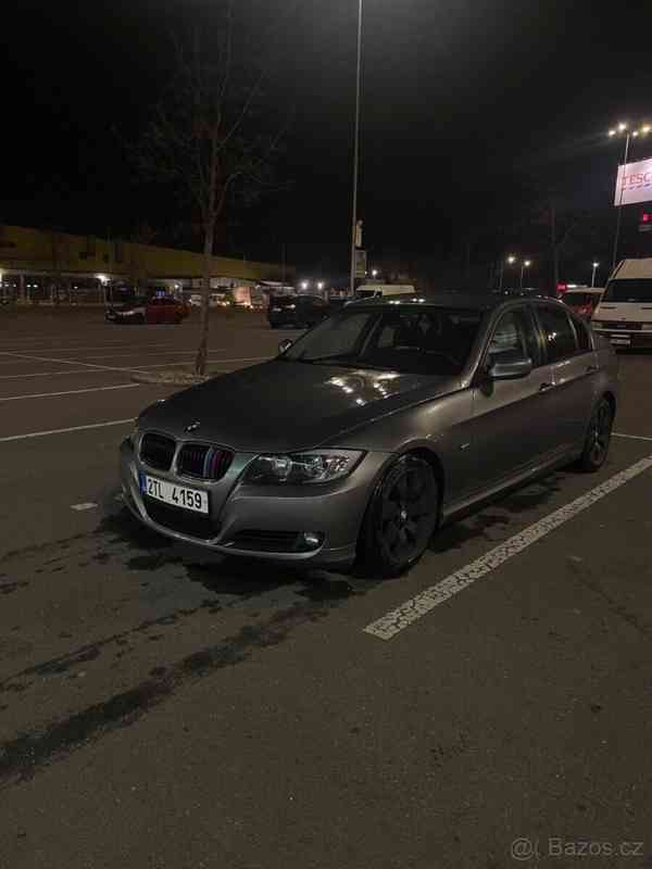 BMW Řada 3 2,0   E90 318d r.v. 2009 2,0 105kW - foto 4