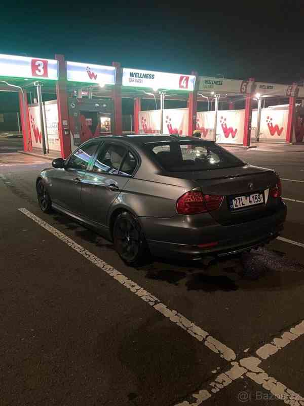 BMW Řada 3 2,0   E90 318d r.v. 2009 2,0 105kW - foto 7