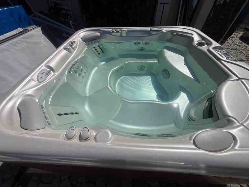 Vířivka Vanguard HotSpring - foto 4