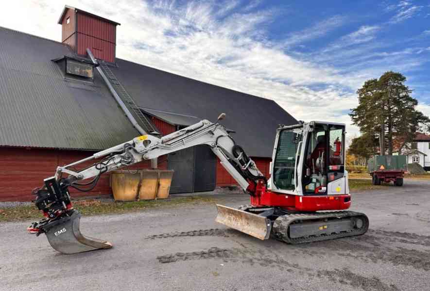 Minibagr Bagr Takeuchi TB257FR - foto 2