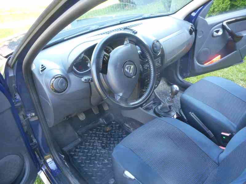 Dacia Duster 1.6 16V 4x4, r.v.2011, STK do 04/2027 - foto 8