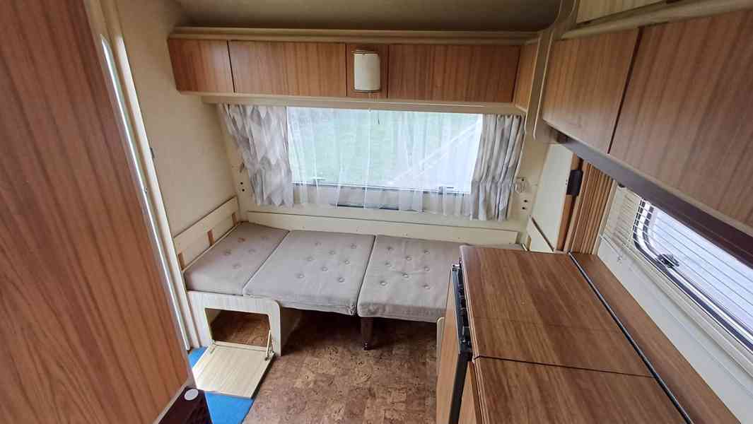 Karavan Chateau + markýza / 100 km / nová STK - foto 12