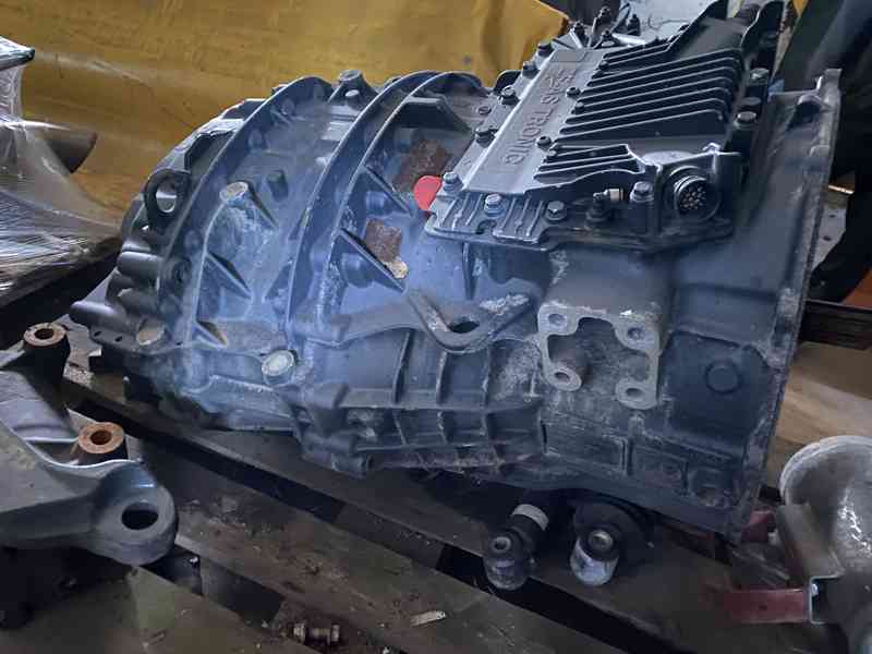 Automatická převodovka Iveco Eurocargo 12AS1210.70 - foto 2