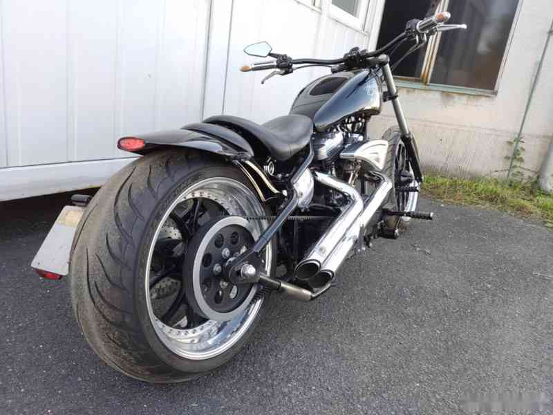 Stavba Harley Davidson sporttail - foto 7