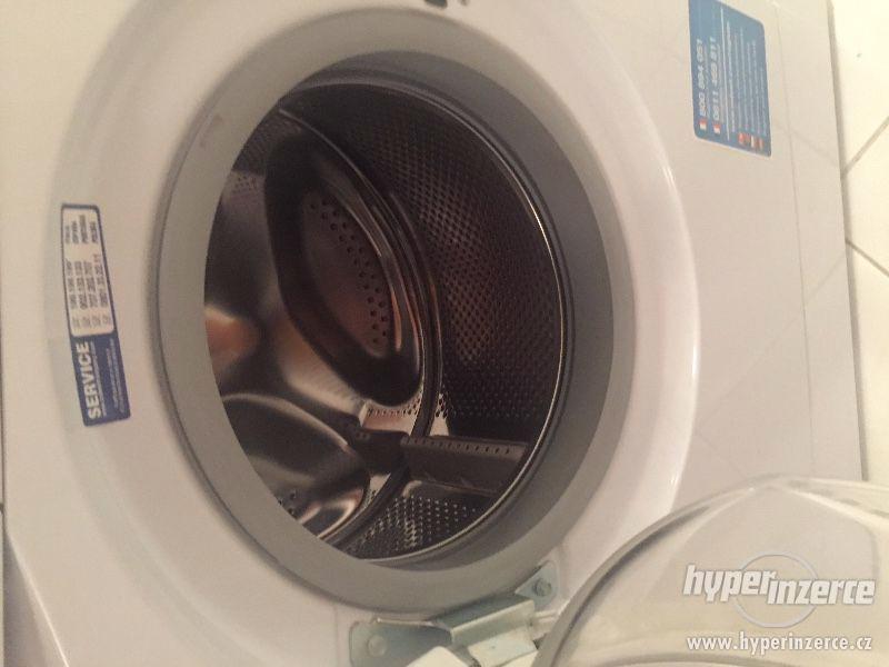 Pračka Indesit IWCN 61051 X9 - foto 1