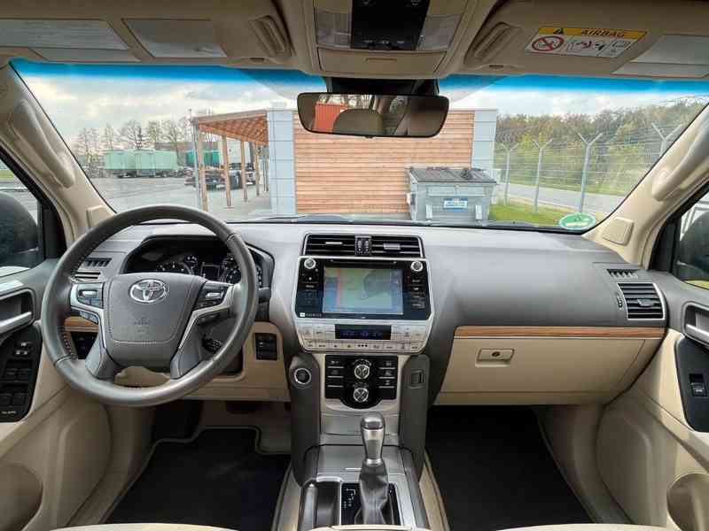Toyota Land Cruiser 2,8 D4D Executive 130kw - foto 8