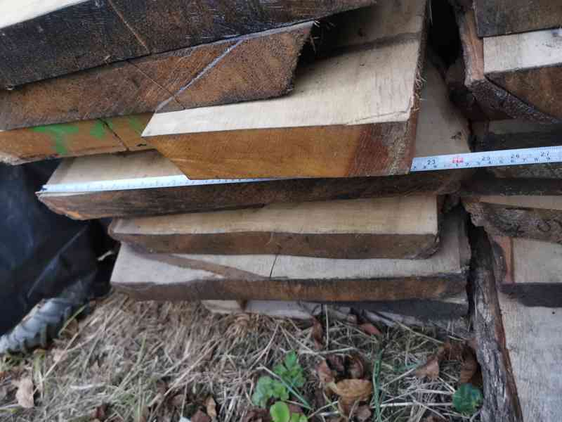 Dubové stupně / pražce / trámy   cca 1300 × 370 × 120 mm - foto 4