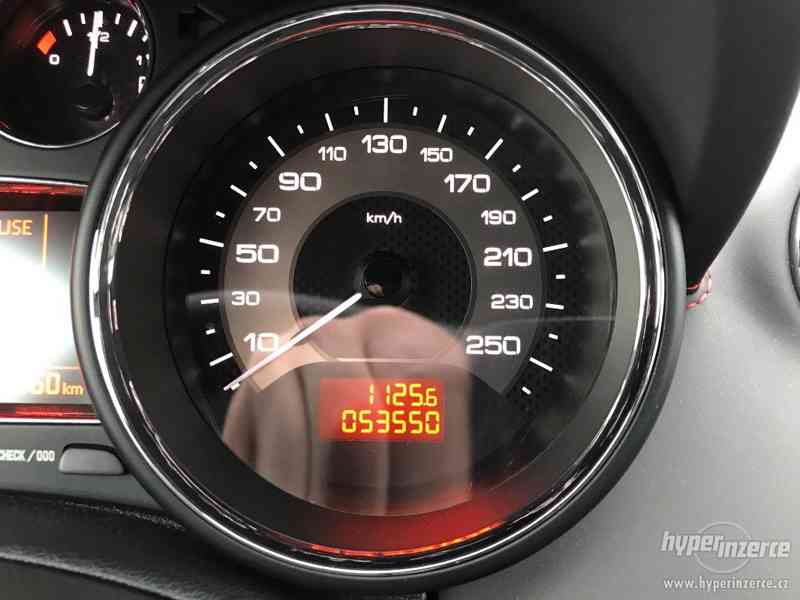 Peugeot RCZ-R - foto 2