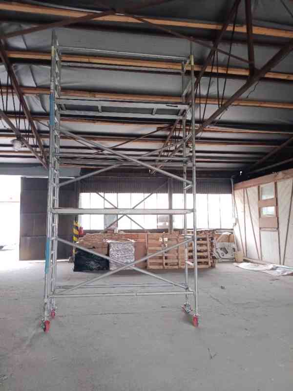 Pojízdné hliníkové lešení Eurotower - pracovní výška 5,73m