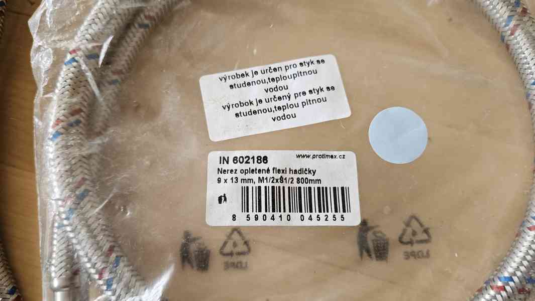 Nerez opletená flexi hadička 3x, plus mosazné koncovky - foto 2