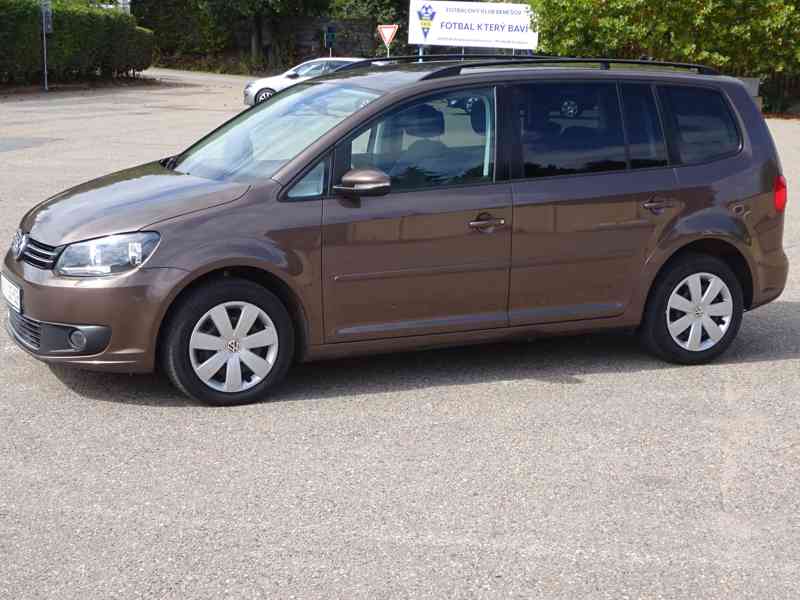 VW Touran 1.6 TDI r.v.2013 Automat (77 kw)  - foto 3