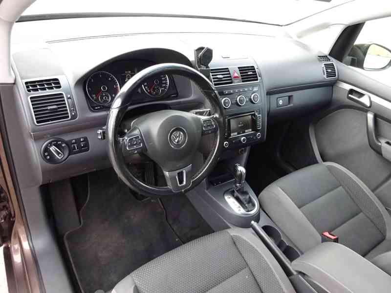 VW Touran 1.6 TDI r.v.2013 Automat (77 kw)  - foto 5