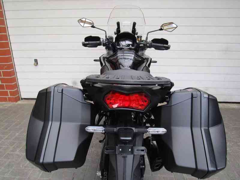Kawasaki Versys 1100 - foto 3