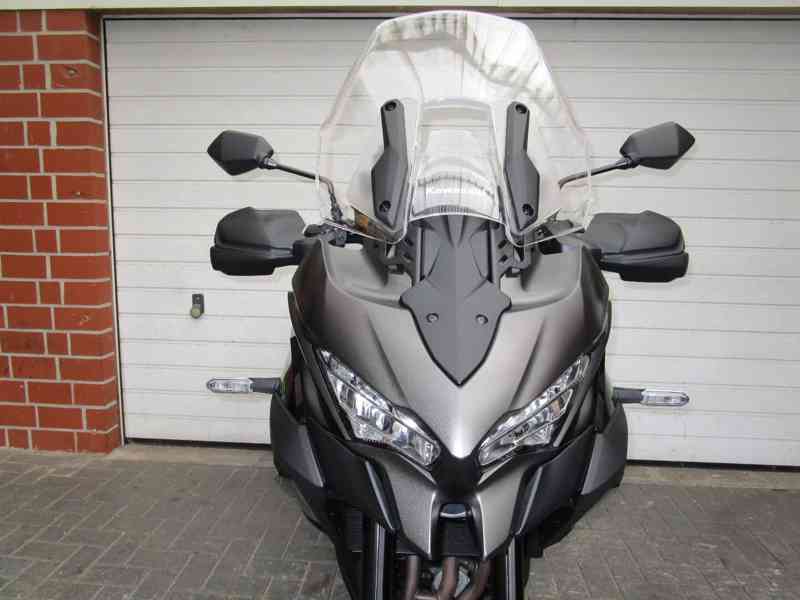 Kawasaki Versys 1100 - foto 2