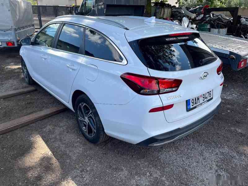 Hyundai I30 1.0i 88kw rok 8.2022 - foto 3