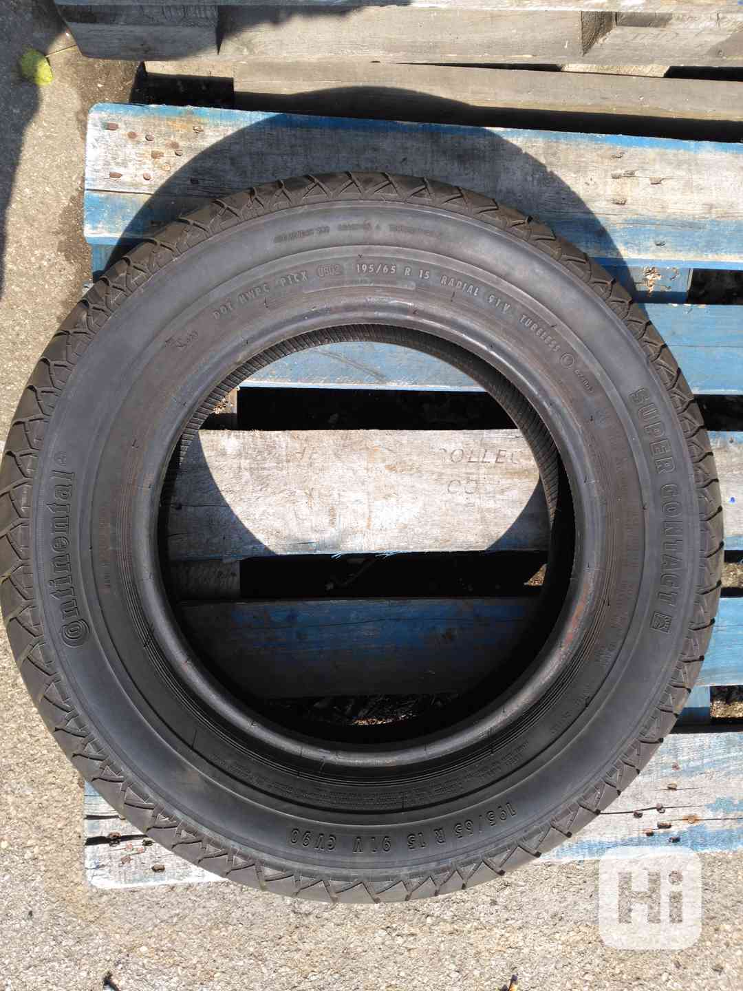 OCTAVIA I. 1x pneu a 1x celé kolo - Rezerva - foto 1