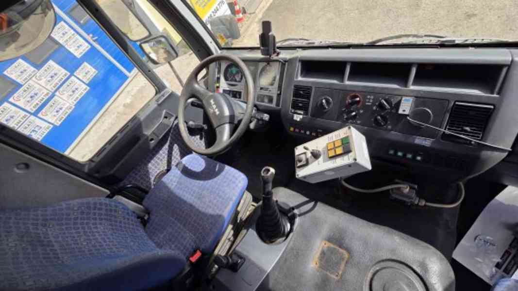 4x4 MAN hák 14.5t komunál 3-vývody kontejner - foto 10