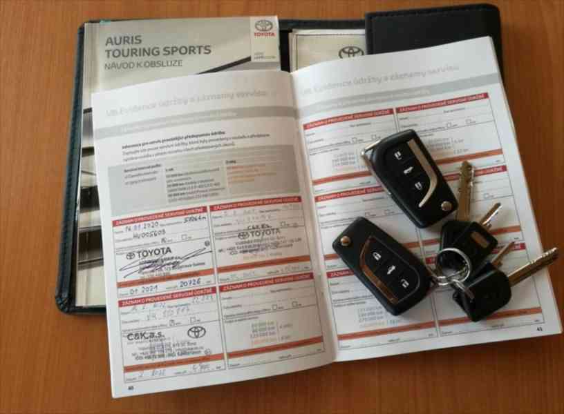 Toyota Auris 1,6   Valvematic Selection - foto 4