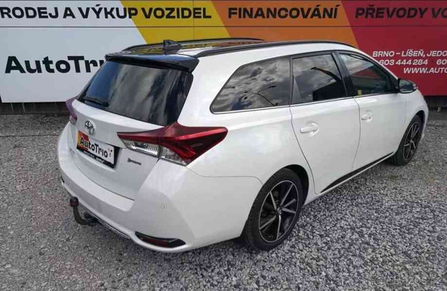 Toyota Auris 1,6   Valvematic Selection - foto 3