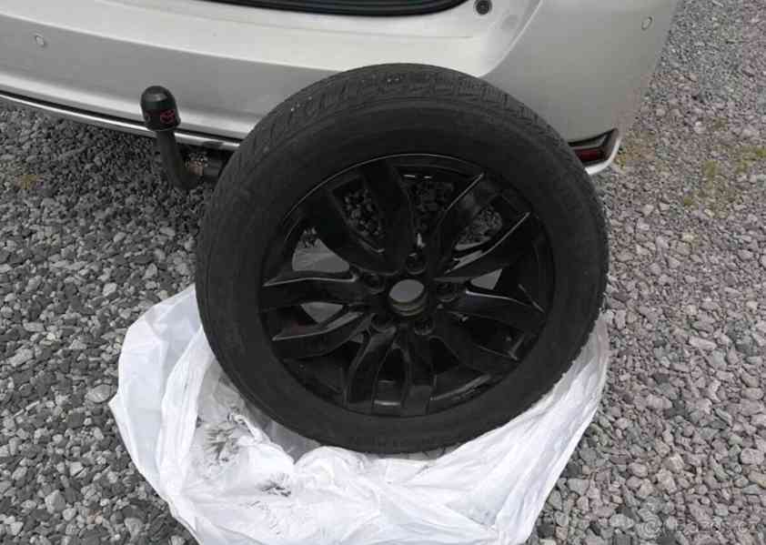 Toyota Auris 1,6   Valvematic Selection - foto 7