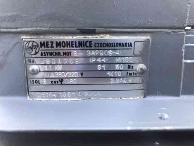 Třífázový asynchronní elektromotor 1,1 kW. - foto 4