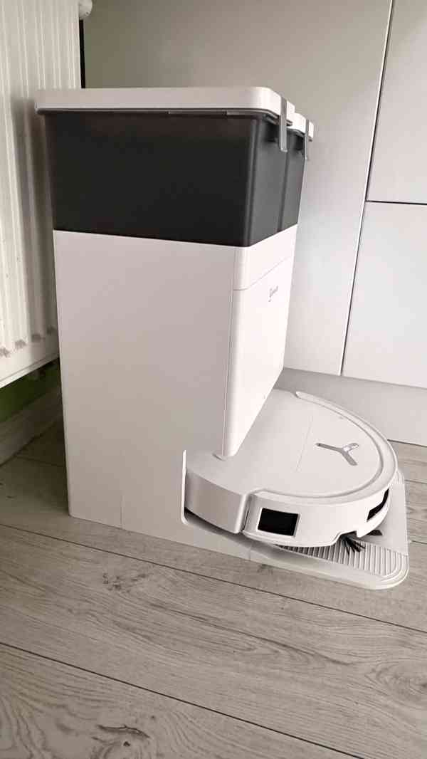 Prodám zánovní robotický vysavač s mopem ECOVACS DEEBOT T50  - foto 2