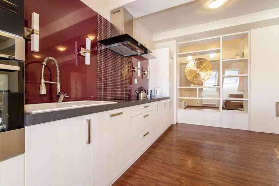 Pronájem nadstandardního bytu 2+kk  - foto 5