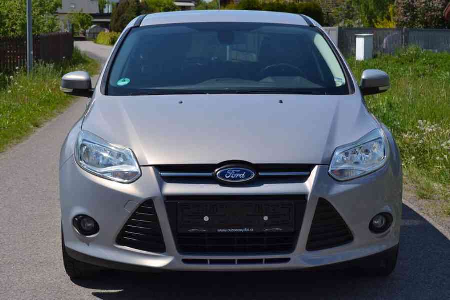 Ford Focus 1.6i 16V Cool&Connect - foto 6