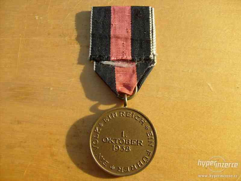 Německá válečná medaile 1. Oktober 1938 - foto 2