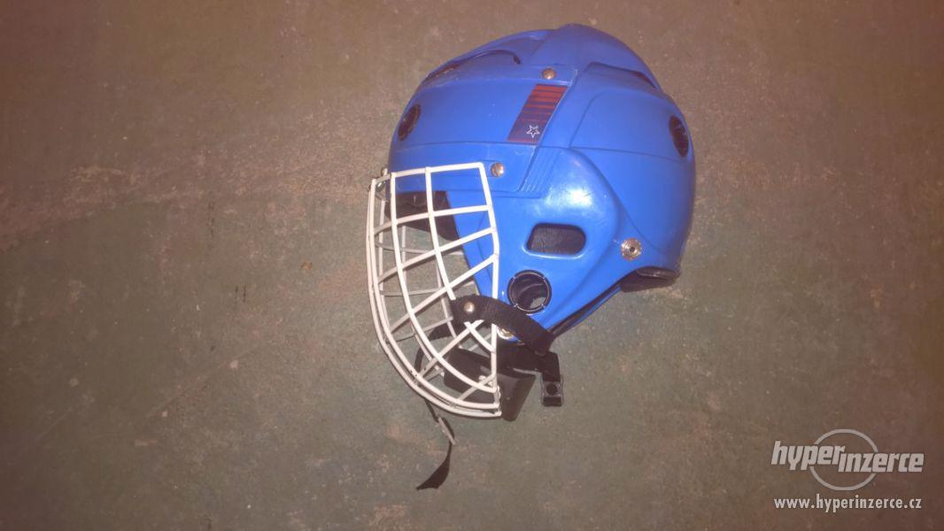 Dětská hokejová helma s košíkem - foto 3
