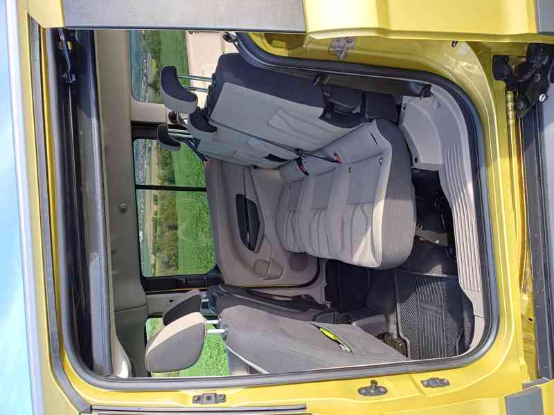 Ford Tourneo Connect / Grand 1.6 TDCi - foto 6