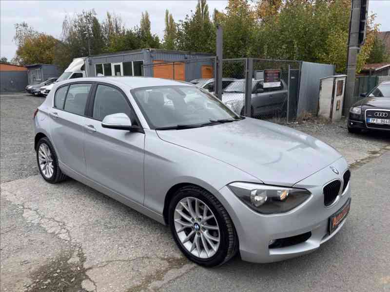 BMW Řada 1 2,0 D 105kw 1.MAJ,ALU,DIG. AC - foto 2