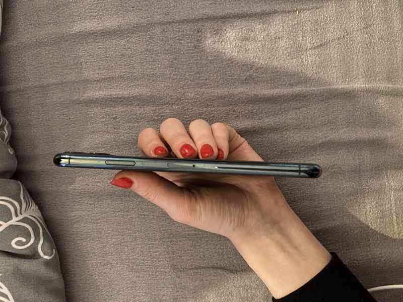 iPhone 11 Pro Max 64GB - TOP STAV - foto 3
