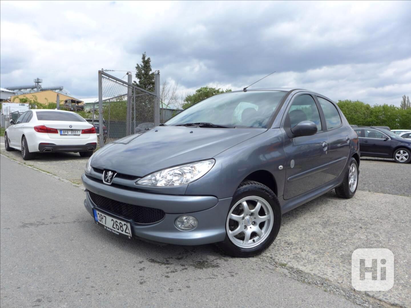Peugeot 206 1,4 i 16V, KLIMA, ČR - foto 1