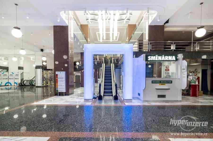 Pronájem obchodních prostor v OD Bílá Labuť, Na Poříčí, Praha 1 - foto 14