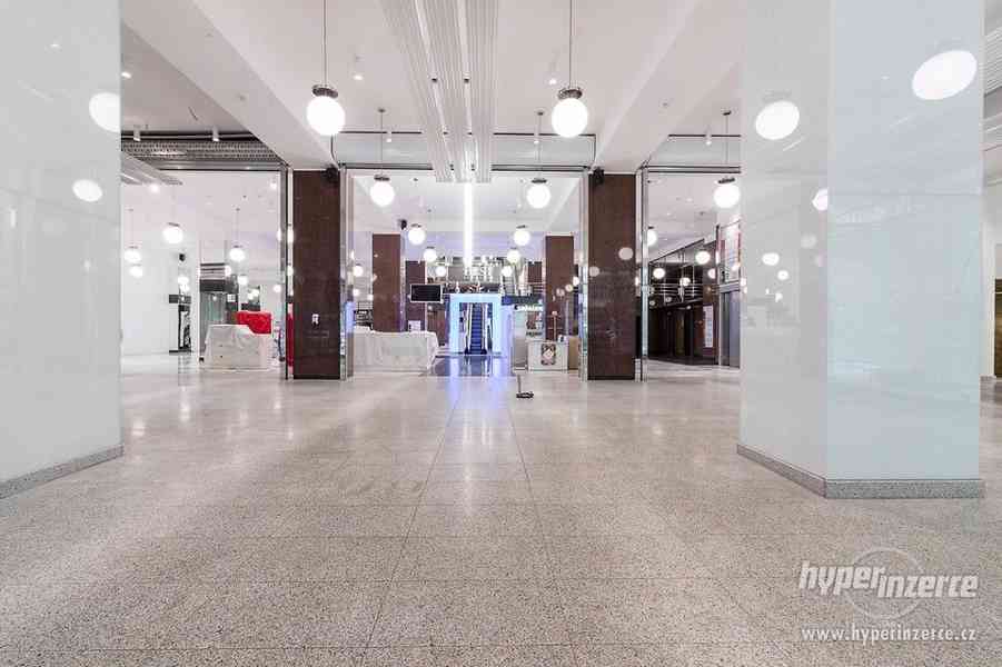 Pronájem obchodních prostor v OD Bílá Labuť, Na Poříčí, Praha 1 - foto 15