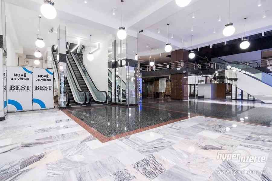 Pronájem obchodních prostor v OD Bílá Labuť, Na Poříčí, Praha 1 - foto 16