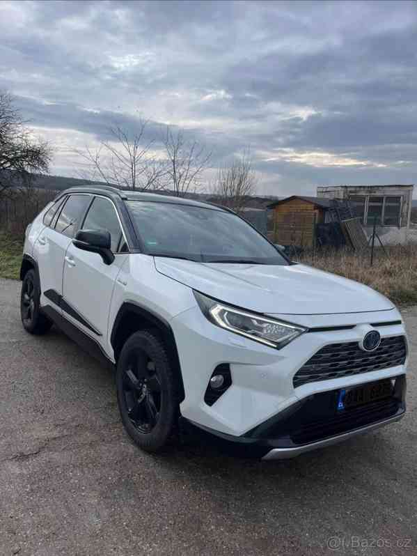 Toyota RAV4 2,5   Hybrid 4x4 - foto 8
