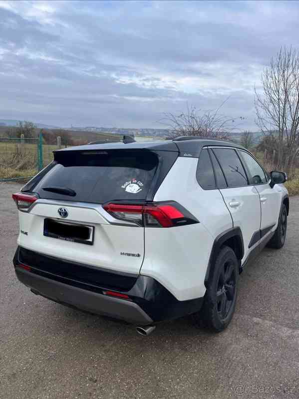 Toyota RAV4 2,5   Hybrid 4x4 - foto 10