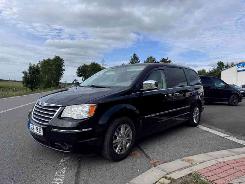 Chrysler Town Country RT 4,0 V6 Limited LPG 2008 - foto 2