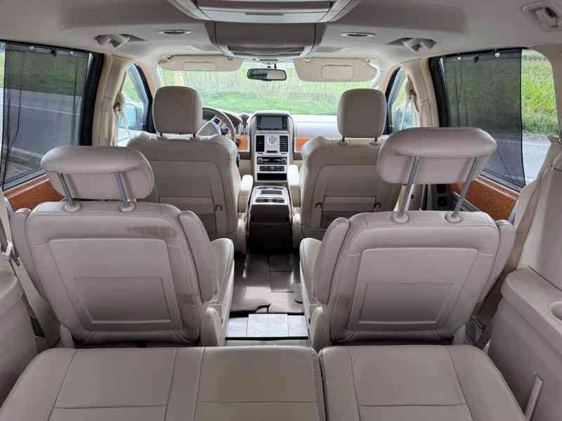 Chrysler Town Country RT 4,0 V6 Limited LPG 2008 - foto 9