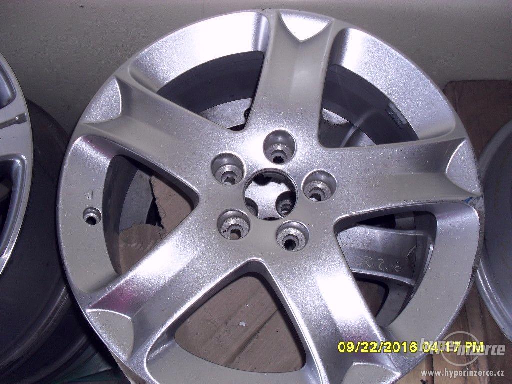 ALU KOLA SADA 7 X 17 ET 48, 56 DĚR ORIGINÁL NA PEUGEOT 407 - foto 1