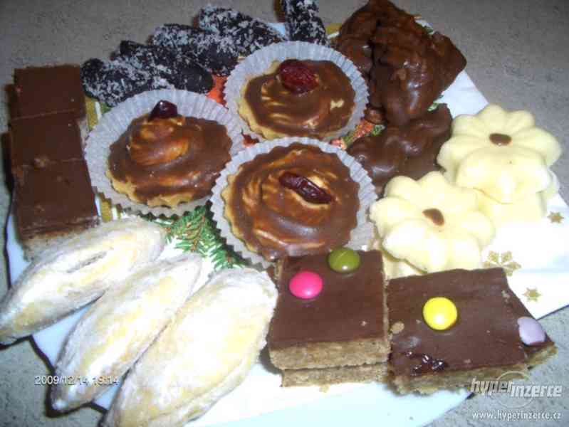 Upecu dorty,koláče,rolády,cukroví - foto 19