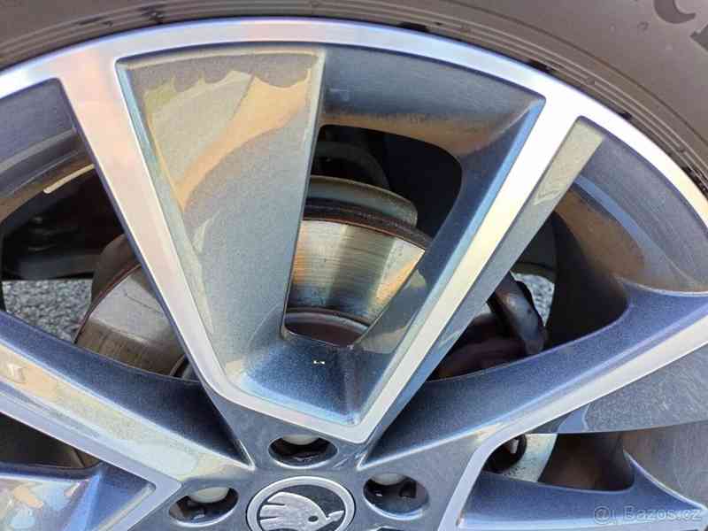 Škoda Kamiq 1,0   TSI Scoutline - foto 8