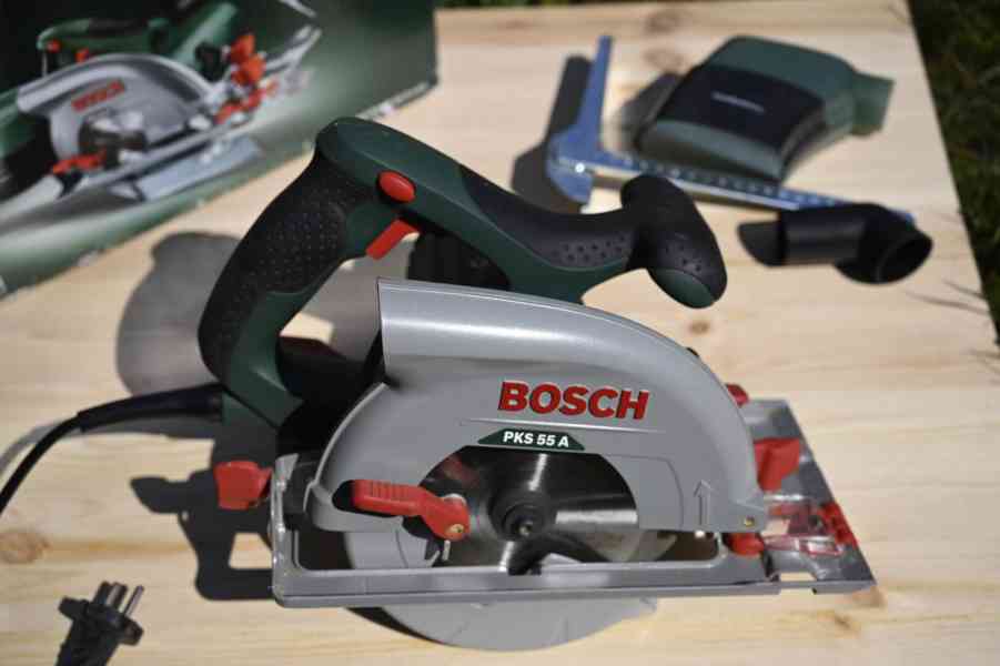 Okružní pila Bosch PKS 55 A + kotouč - foto 2