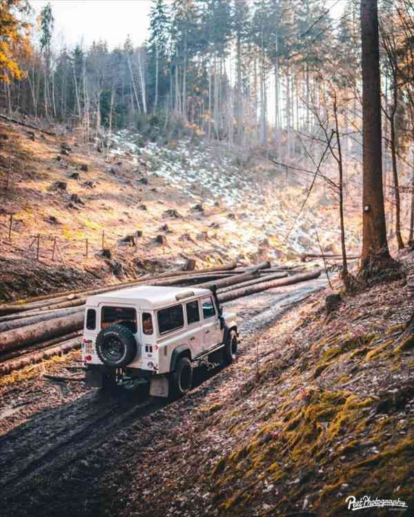 Land Rover Defender 2,4 - foto 3